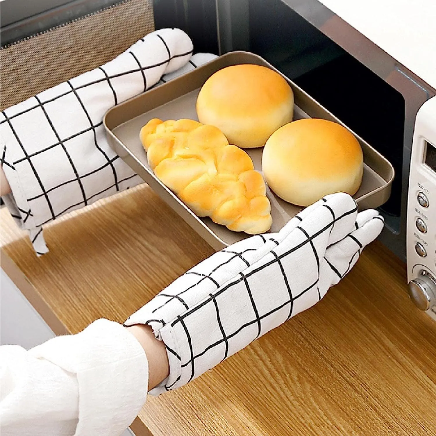 2 PCs Digital Printed Microwave Baking Glove & Mat-White Check