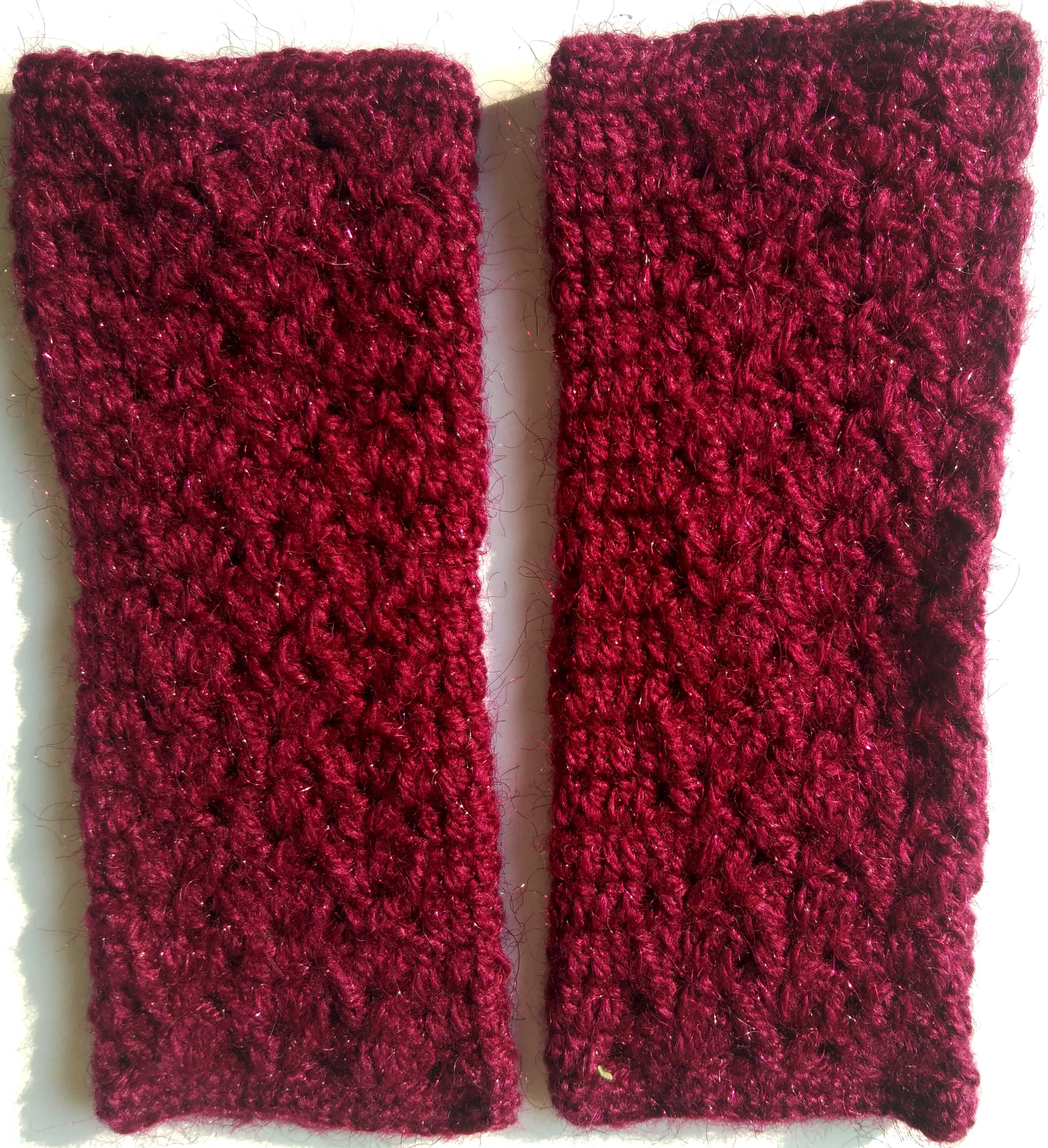 Graminarts Shell Crochet Attractive Maroon Red Fingerless Ladies Gloves Wrist Warmer