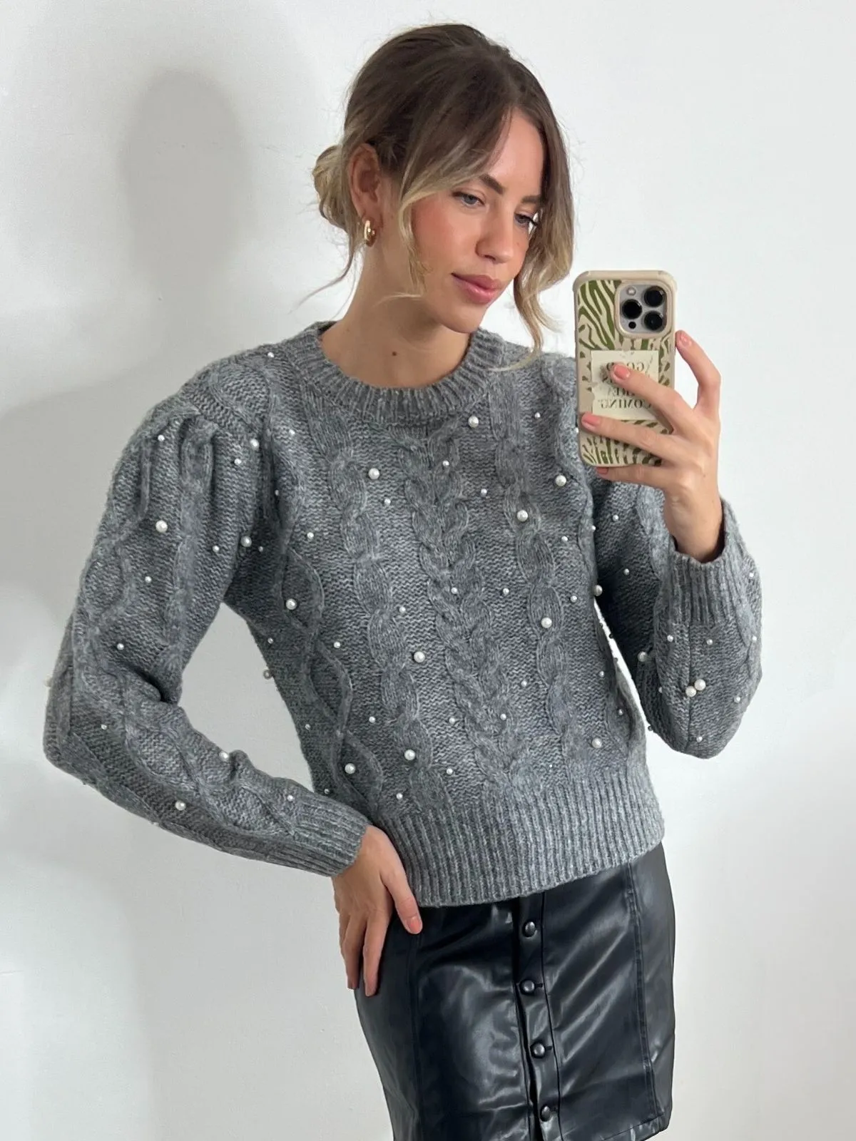 Ivanna Pearl Chunky Cable Knit Jumper / Charcoal