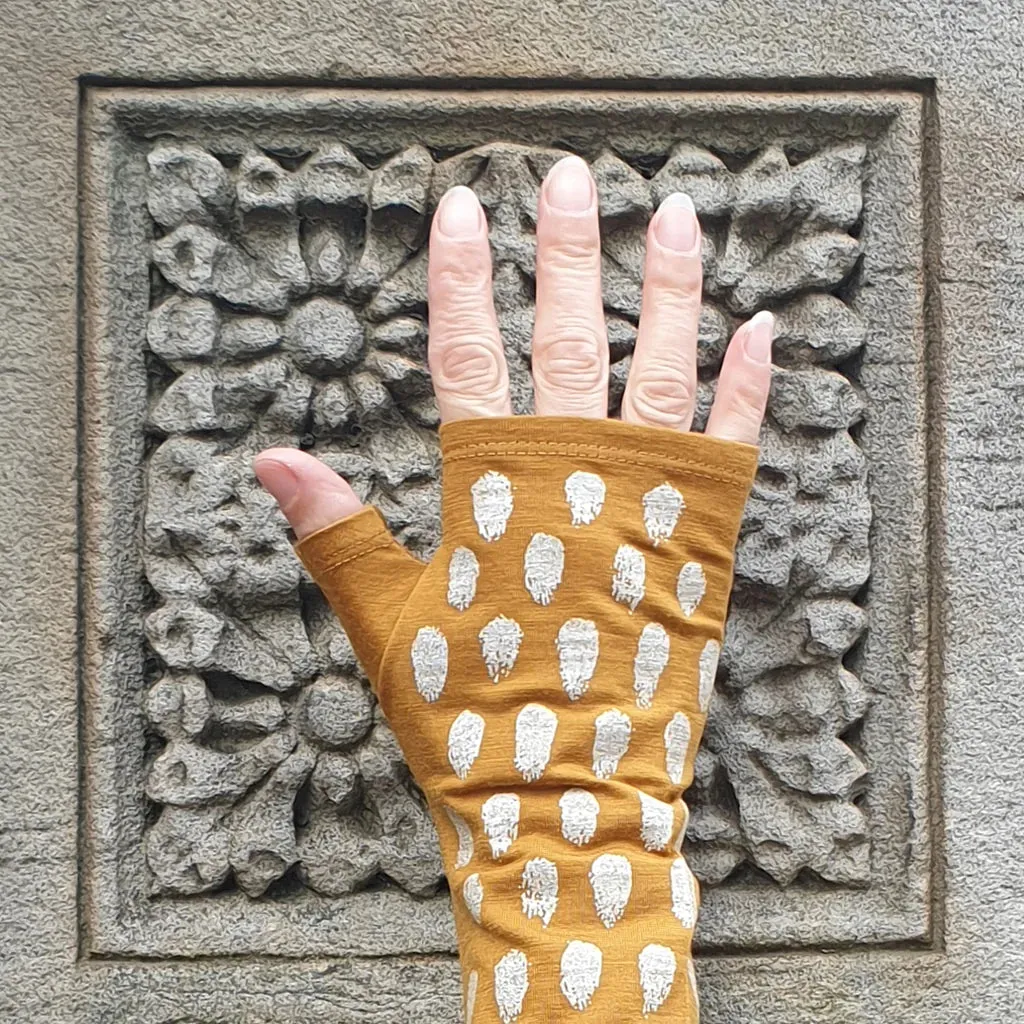 Kate Watts Regular Length Merino Glove - Fingerprints