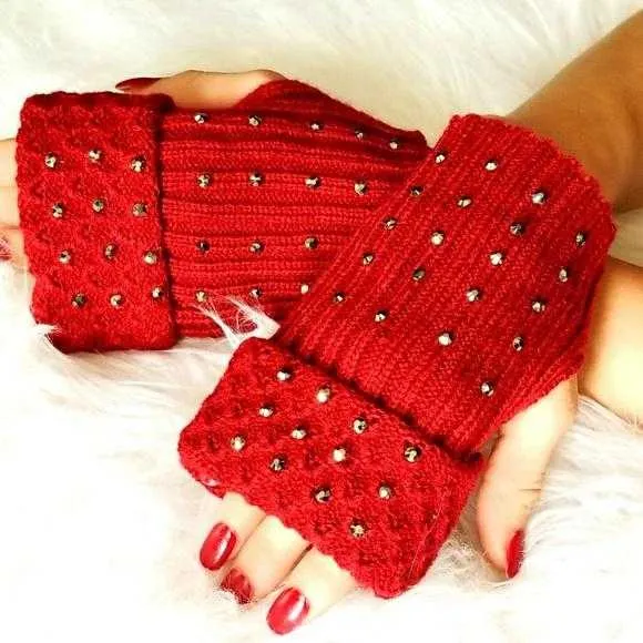 Rhinestone Fingerless Mittens Burgundy