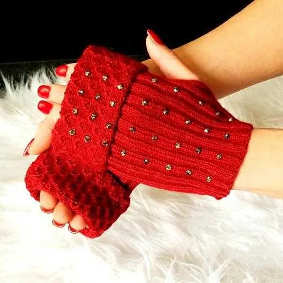 Rhinestone Fingerless Mittens Burgundy